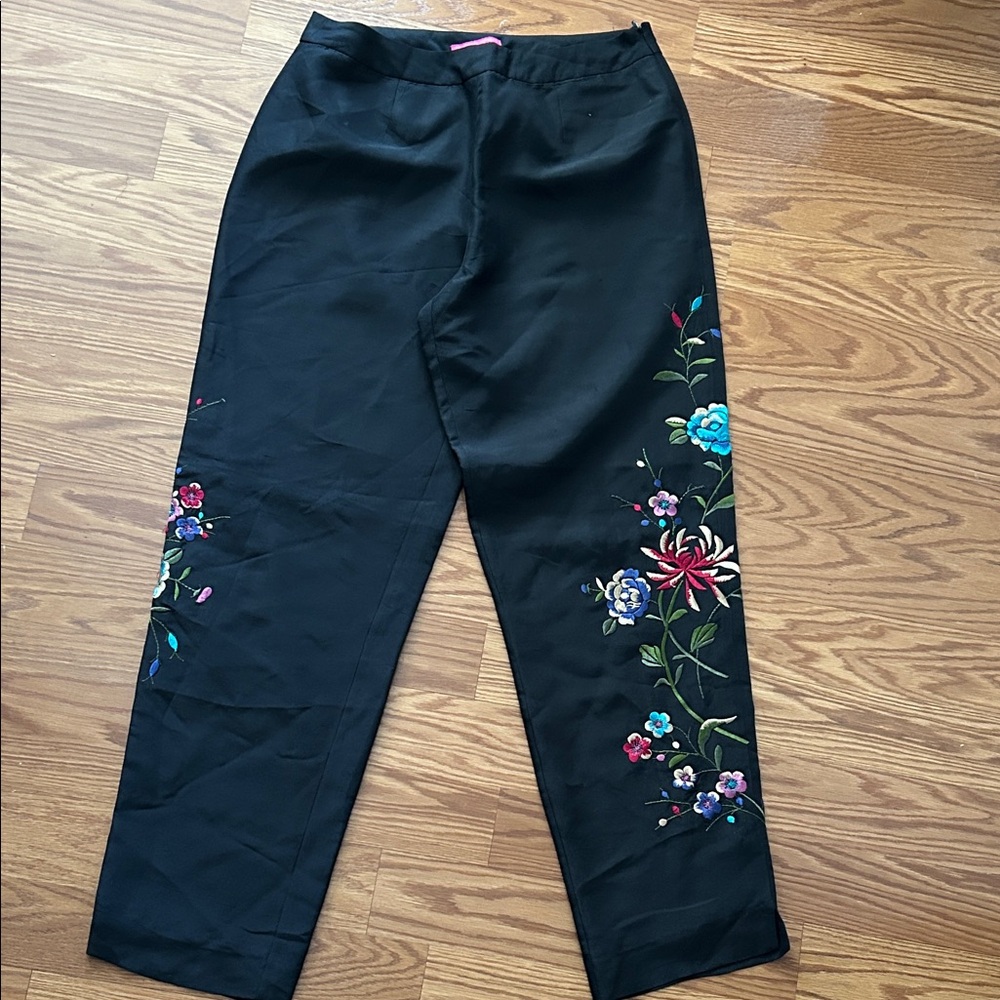 Vintage Y2K Sunny Leigh 100% Silk Embroidered Pants Women's size 6